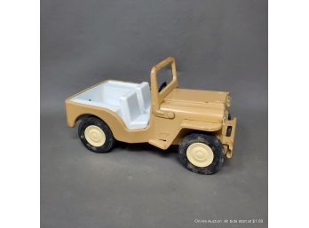 Vintage Metal Tonka Jeep Toy Vehicle In Tan With Plastic Interior