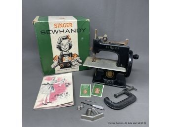Vintage Singer Sewhandy Model No. 20 Sewing Maching In Box