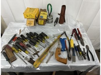Lot Of Electricians Tools Klein And More
