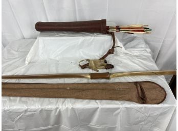 Vintage Ben Pearson Recurve Bow And Quiver