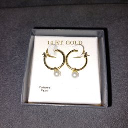 14kt Gold Cultured Pearl Earrings
