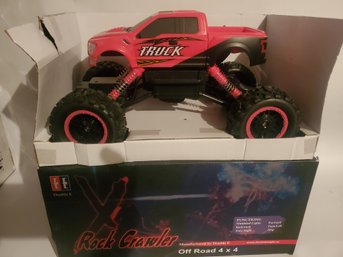 Rock Crawler Off Road 4x4 RC Truck (Pink)