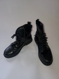 Time And Tru Women's Size 8 Boots