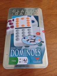 Dominoes Classic Tile Game