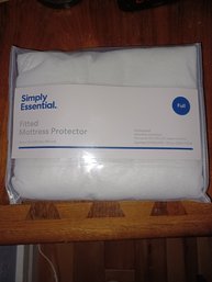 Simply Essential Fitted Mattress Protector Full Size