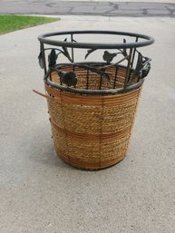 Decrotive Basket