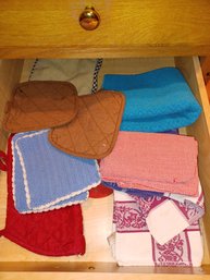 Kitchen Towels And Hot Pads