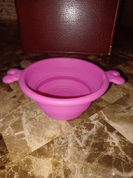 Small Collapsible Animal Water Bowl