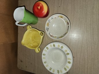 Kitchen Tableware Lot