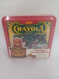 1992 Crayola Colorful Holiday Crayons And Tin Sealed