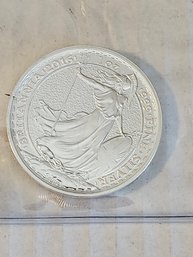 2016 Britannia 1oz .999 Fine Silver Coin/Elizabeth II 2pds