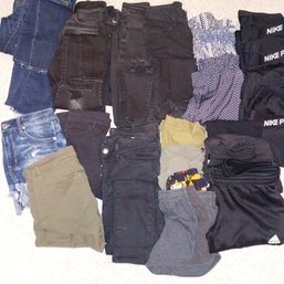 Women's Misc Shorts & Pants Name Brands Size 6-8