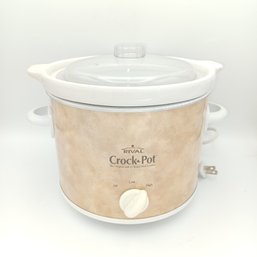 Small Crock Pot W Lid