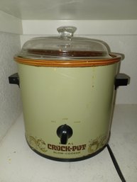 Small Rival Crock Pot