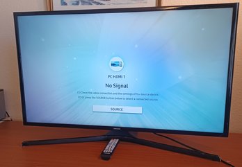 Samsung 39in TV With Remote