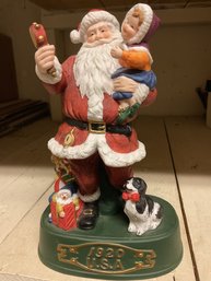 Santa 1920 USA Figurine