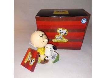 Charlie Brown & Snoopy Salt N Pepper Shakers