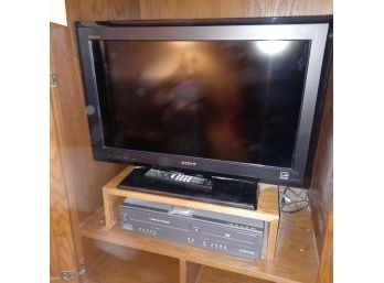 26in Sony TV With Remote