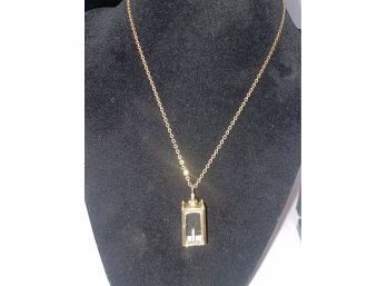 1/20 12kt Gold Chain With Lantern Pendant