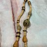 189 Vintage Wooden Beaded And Gold Tone Necklace