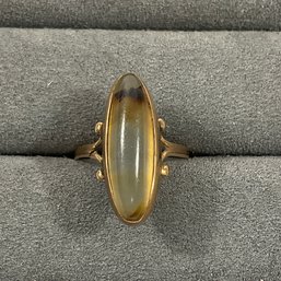 010 10k Gold Banded Agate Stone Ring Size 5, 1 Gram