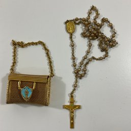 021 Vintage Gold Tone Miniature Purse Medal Mesh Rosary Holder Case