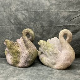 014 Lot Of Two Plastic Swan Display Pot/Plant Holders