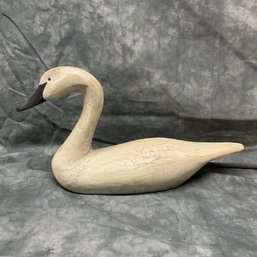 017 Vintage Swan Wood Decorative Decoy By The Country House Collection