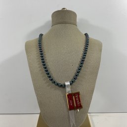 073 Vintage Majorica Joya Blue Iridescent Pearl Necklace