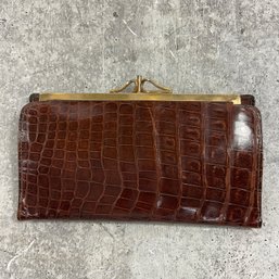 096 Vintage Alligator Brown Leather Wallet With Gold Tone Hardware