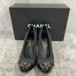 116 Vintage Chanel Black Leather Patent Womens Heels Size 37