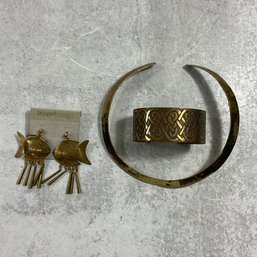 058 Brass Set Jewelry, Choker, Cuff, And Dangly Fish Earrings