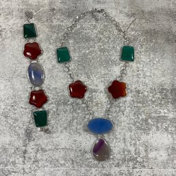 095 Matching Necklace And Bracelet Sterling Silver Set With Green, Blue, Purple, And Red Shapes.