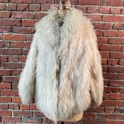 147 Vintage Genuine Sheepskin Rocky Mountain White Sheepskin Fur Coat Size Large