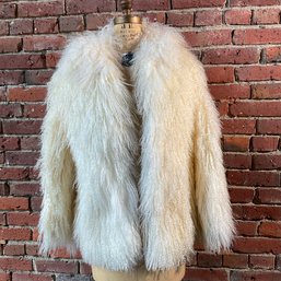 149 Vintage Marvin Richards J. Percy White Sheepskin Fur Coat Size Small