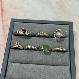 010 Lot Of Seven Sterling Silver Multi-colored Gem Rings