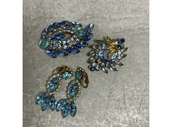 Vintage Lot Of 3 Light Blue Rhinestone Brooch Pins And Clip Earrings (#058)