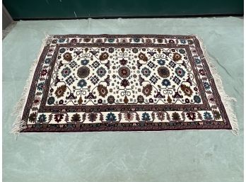 Hand Knotted Area Rug Cream Floral 82 X 50'  (#030)