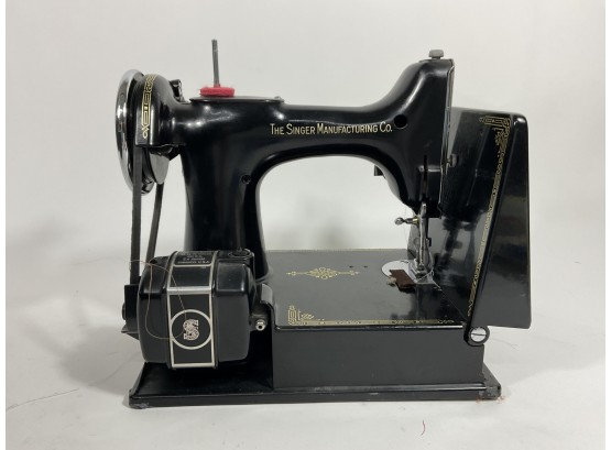 Singer Featherweight Sewing Machine 221, Includes Sewing Machine, Box, Needles, And Sewing Gear (#87)