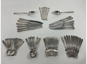 Westmorland Alvin 62 Piece Sterling Silver Flatware Set, Approximately 59.86 Troy Ounces (#102)