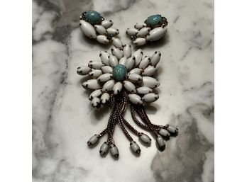 Costume Jewelry Signed Weiss White Flower / Turquoise Brooch Pin / Clip Earrings (shipping)