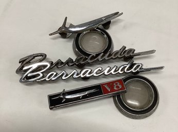 Vintage Barracuda Fender/dash Emblems