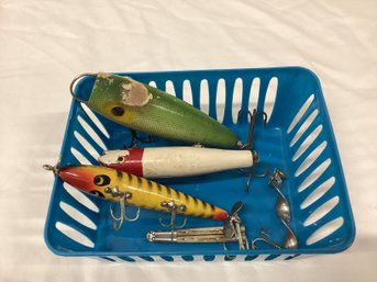 Vintage Wood Fishing Lures Incl. Fred Arbogast