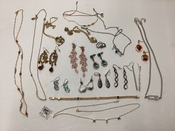 Rhinestones, Dainty Necklaces & Other Fashion Jewelry