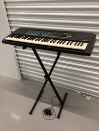 Yamaha PSR-150 Keyboard With Stand