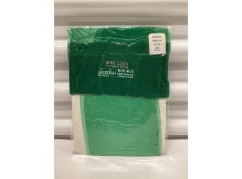 NOS Thigh High Emerald Green Nylons Sealed