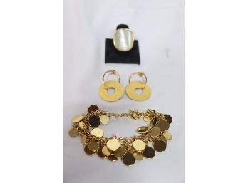 3 Piece Gold Toned Costume Jewelery Lot