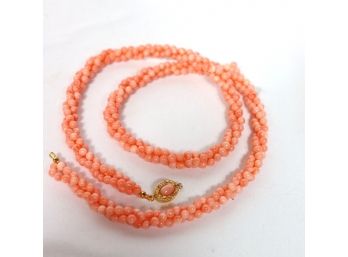 18 Kt Gold And Pink Coral Necklace
