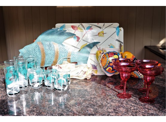 Plastic Drinkware Great For Pool Area & Summer Fun Includes Wall Pockets & Metal Fish Decor
