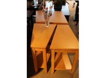 4 Wedge Tables
